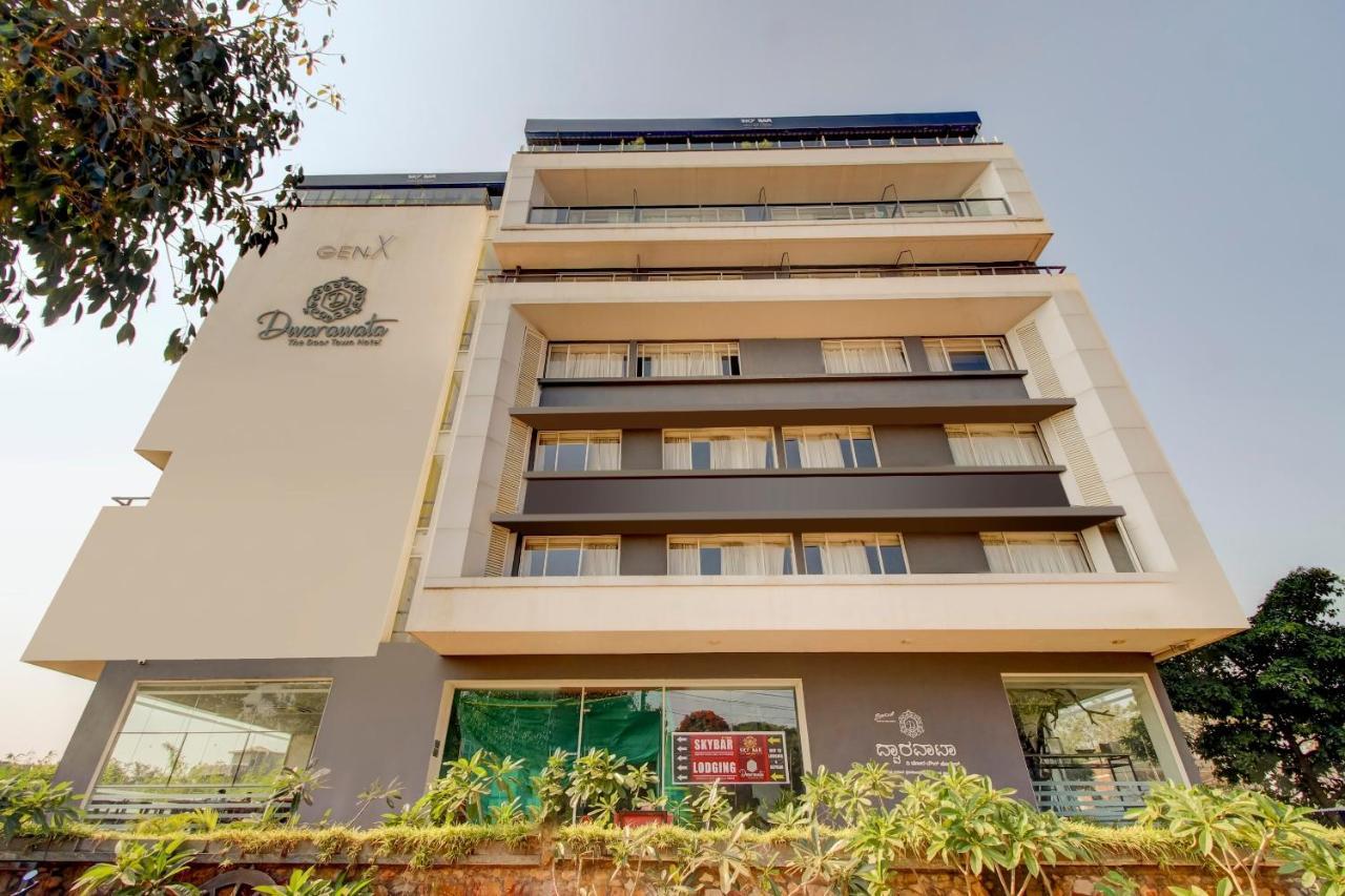 Capital O 77219 Hotel Dwarwata 다르와드 외부 사진
